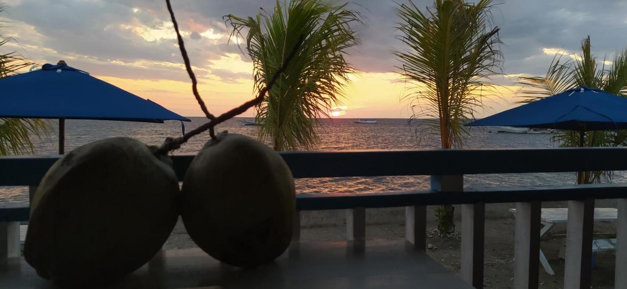Moyo Island Resort 外观 照片