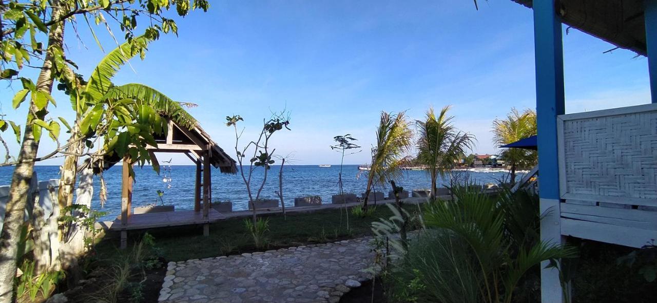 Moyo Island Resort 外观 照片